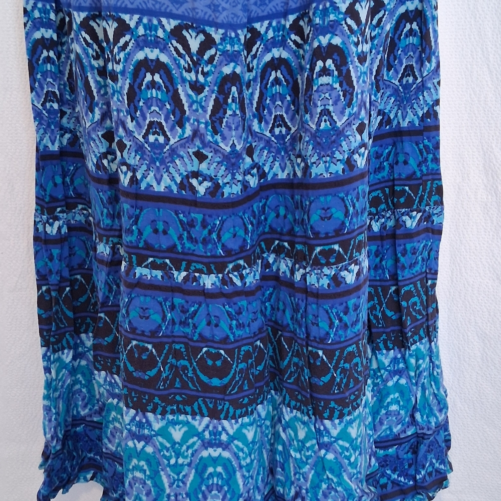Elegant Notations Blue and Black Crochet Patterned Flow Maxi Dress - Picture 10 of 10